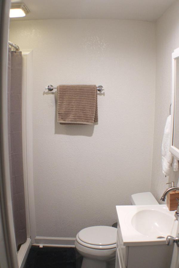 Urban Oasis - 3Br 2Ba - City View- Private Parking Πίτσμπουργκ Εξωτερικό φωτογραφία
